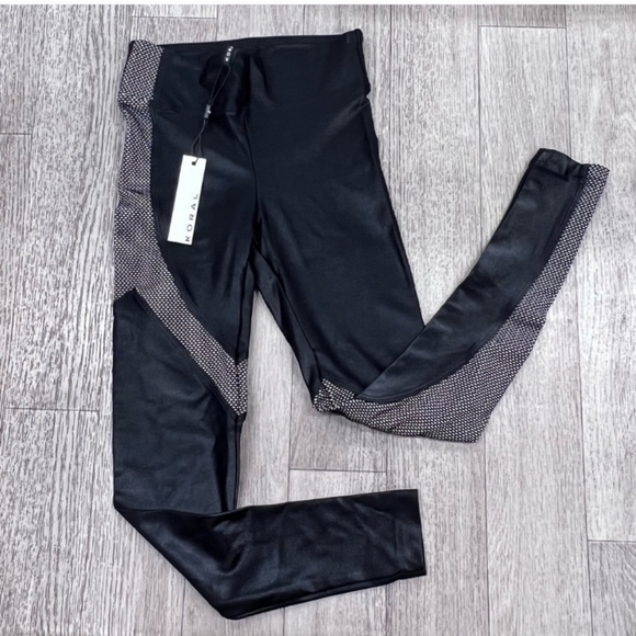 NWT Koral Venus High Rise Color Block Leggings Black & White Medium - Picture 1 of 9